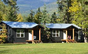 River'S Edge Retreat